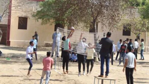 अन्तर व्यवसाय खेल-कूद प्रतियोगिता में हुए रोचक मुकाबले