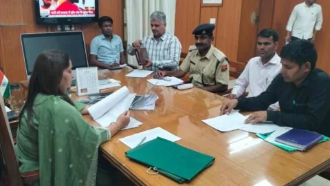 अवैध खनन गतिविधियों पर रखें निगरानी, करें कार्रवाई – सत्यानी