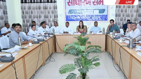 झुंझुनू जिला परिषद की साधारण सभा की बैठक में पेयजल का मुद्दा ही छाया रहा