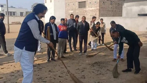 स्वच्छ भारत अभियान प्रधानमंत्री मोदी का युग परिवर्तनकारी कदम – रिणवा