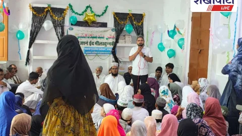 तेलियान मदरसा इस्लामिया में ईद मिलादुन्नबी का जलसा