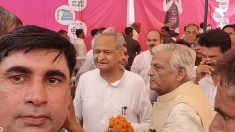 बबाई आगमन पर संघर्ष समिति ने दिया मुख्यमंत्री को ज्ञापन