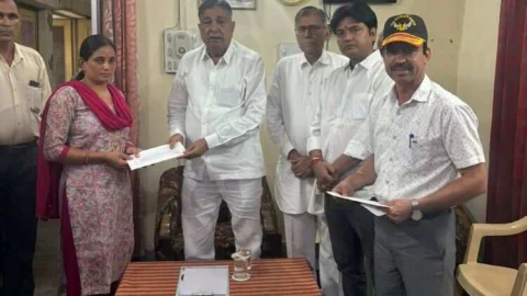 राज्य सैनिक कल्याण बोर्ड अध्यक्ष बाजौर ने शहीद आश्रितों व सैन्य सेवा के दौरान मृत सैनिक विधवाओं को दिये नियुक्त पत्र