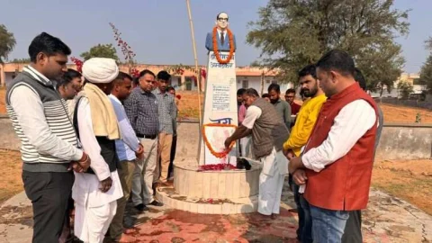 चूरू जिले के पहले जिला प्रमुख और पांच बार विधायक रहे रावतराम आर्य को चौथी पुण्य तिथि पर किया याद