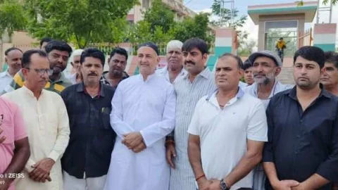 राजस्थान सह प्रभारी काजी निजामुद्दीन का झुंझुनू आगमन पर जिलाध्यक्ष दिनेश सुण्डा के नेतृत्व में किया स्वागत