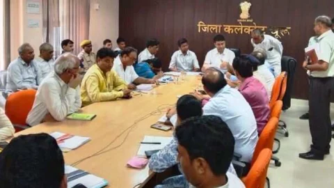 जिला कलक्टर सिहाग ने सुनीं आमजन की समस्याएं