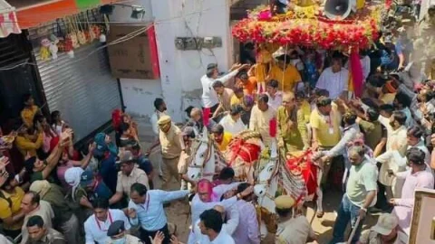 बाबा खाटूश्याम ने एक घंटे तक किया नगर भ्रमण