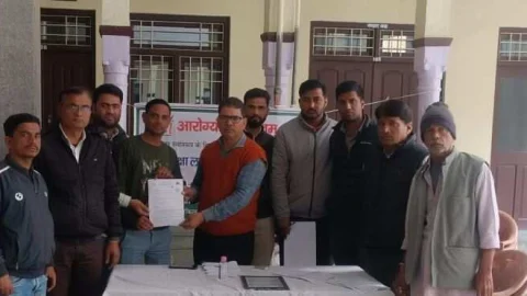 नवलगढ़ फूड सेफ्टी शिविर में 30 ने लाइसेंस और रजिस्ट्रेशन प्रमाण पत्र बनवाकर उठाया लाभ