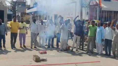 सादुलपुर में कार्यकर्ताओं ने की आतिशबाजी,राहुल कस्वां के कांग्रेस में शामिल होने पर मनाया जश्न