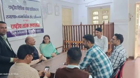 लोक अदालत में उपभोक्ताओं को 1 करोड़ 11 लाख की राहत मिली