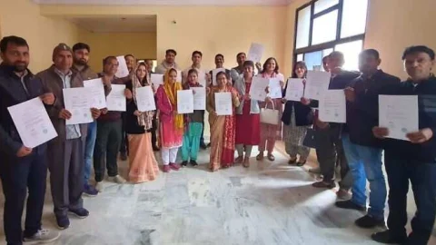 50 शिक्षक प्रशिक्षक हुए एमोरी विश्वविद्यालय के 101 शिक्षण पाठ्यक्रम से प्रमाणीकृत