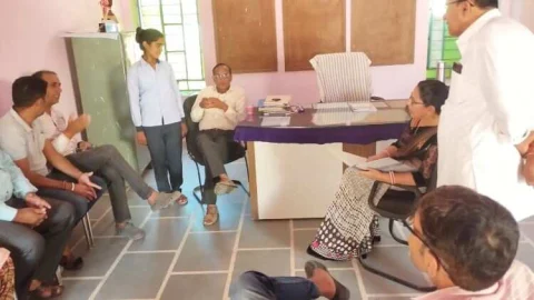 सीबीईओ ने आधा दर्जन विद्यालयों का किया निरीक्षण