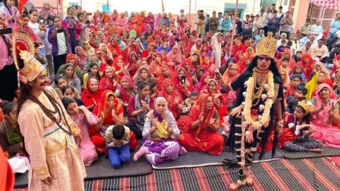 नारी साक्षात जगदम्बा स्वरूप है – कृष्णानन्द महाराज