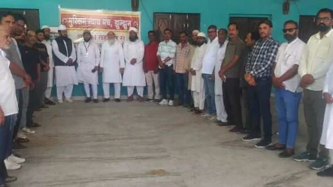 उपचुनाव में कांग्रेस ने की अनदेखी तो टिकट को बैरंग लौटाएगा मुस्लिम समाज