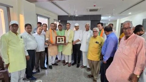 भाजपा प्रदेश प्रवक्ता अशोक सैनी का डॉ कमलचंद सैनी के नेतृत्व में किया स्वागत