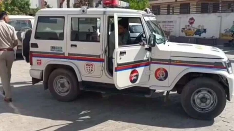 सौतेले पिता पर बेटी से दुष्कर्म का आरोप