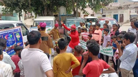 पौंख नगर पालिका में लोकतंत्र सप्ताह आयोजित कर लोगों को दिया संदेश