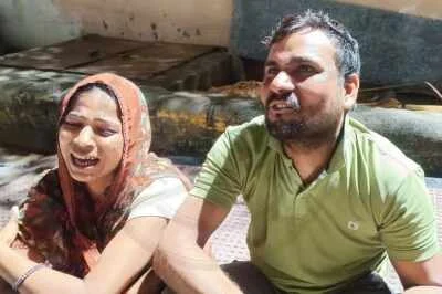 SMS अस्पताल में लगी आग ने 8 को निगला, सड़क पर फूट-फूट कर रोते रहे परिजन, इमोशनल कर देगी ये Exclusive Photos