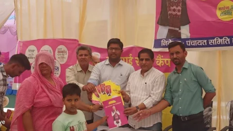 सरोज को मौके पर ही मिली पालनहार योजना में बकाया राशि की स्वीकृत