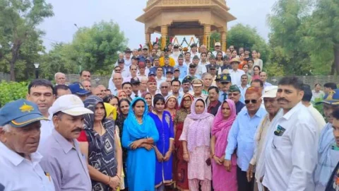 कारगिल विजय दिवस पर शहीदों को दी श्रद्धांजलि