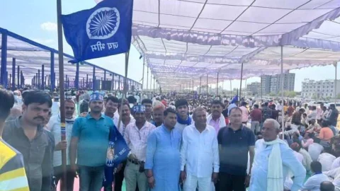 जयपुर में आयोजित महापंचायत में झुंझुनूं से हजारों की संख्या में कार्यकर्ता पहुंचे