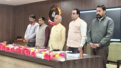 जीवन के प्रत्येक पक्ष को उजागर करने वाला ग्रंथ है गीता – प्रो. शतांशु