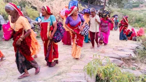 मिनी हरिद्वार के नाम से प्रसिद्ध लोहार्गल की 75 किलोमीटर लंबी 24 कोसी परिक्रमा तीसरे पड़ाव की ओर