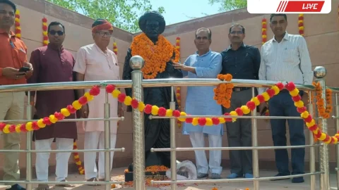 महात्मा ज्योतिबा फुले की जयंती मनाई गई