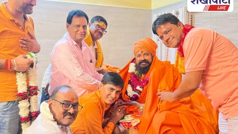 Jhunjhunu News: गुरु पूर्णिमा पर कमल कांत शर्मा ने किया गुरु वंदन