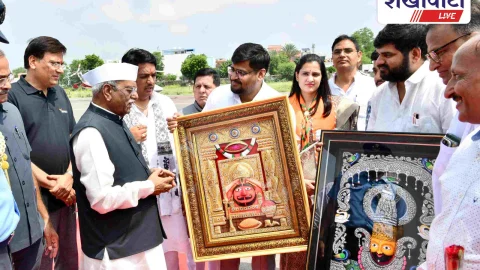 जेजेटी यूनिवर्सिटी के डिप्टी रजिस्ट्रार ने किया गवर्नर का स्वागत