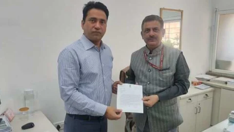 IGNP में पानी की आवक को लेकर सांसद कस्वां की दिल्ली में जल शक्ति मंत्रालय के कमिश्नर स्टेट प्रौजेक्ट से मुलाकात