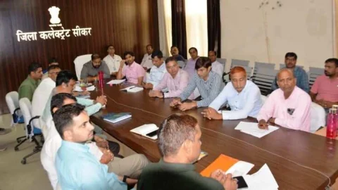 मुख्य सचिव ने कोचिंग विद्यार्थियों को मानसिक सम्बलन एवं सुरक्षा देने के लिए ली विड़ियो कॉन्फ्रेंस