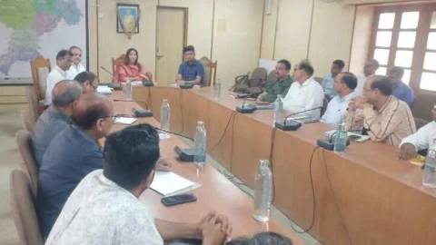 चुनाव कर्तव्यों में लापरवाही नहीं होगी बर्दाश्त,जिम्मेदारी से करें दायित्व निर्वहन – सत्यानी