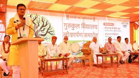 वैदिक संस्कृति और शिक्षा के लिए चूरू में हो रहा काम महत्त्वपूर्ण – राठौड़