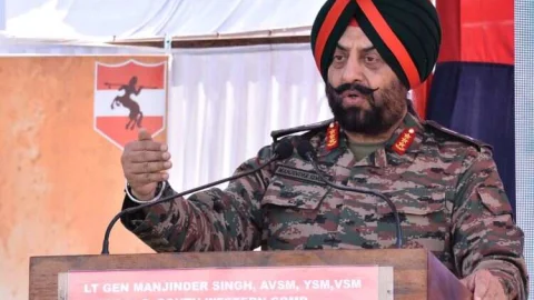 अमर जवानों के बलिदानों को याद करें, बेहतरीन सेवा से समाज को आगे बढ़ाएं- लेफ्टिनेंट जनरल मनजिंदर सिंह