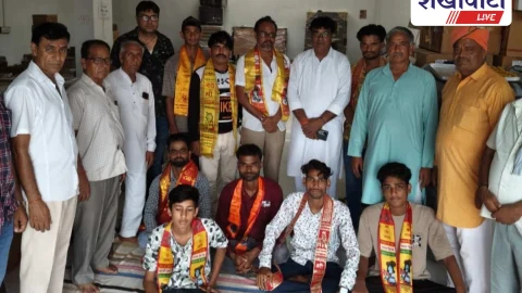 हरिद्वार से लौटे कांवड़ियों का रतनगढ़ में स्वागत, श्रद्धा का सम्मान