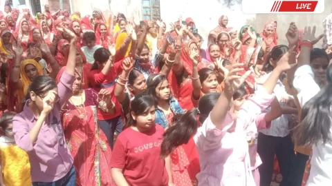 लोसल में शोभायात्रा व भजन संध्या सहित धार्मिक कार्यक्रम हुए आयोजित