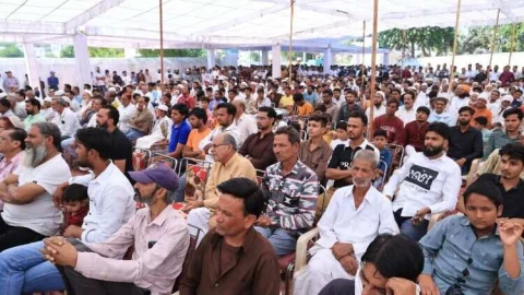 विधानसभा उपचुनाव को लेकर मुस्लिम समाज ने की गर्जना – मुसलमान आपका बंधवा मजदूर नहीं है