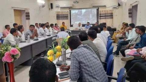 जिला स्तरीय जनसुनवाई में 53 परिवेदनाओं पर हुई चर्चा