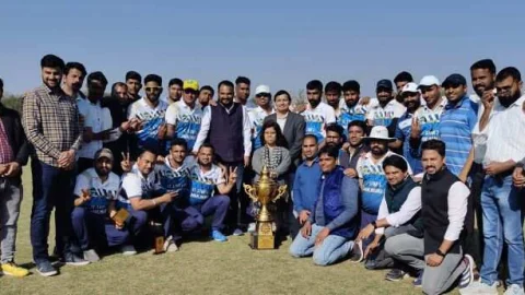 आई टी क्रिकेट लीग 2024 में तीसरी बार जीती झुंझुनूं की आई टी स्टार टीम