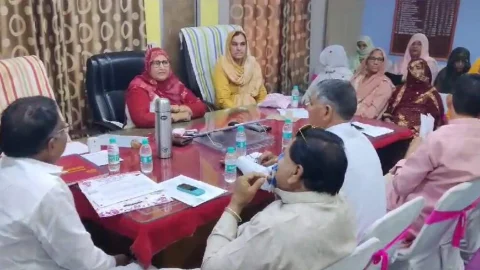 आरोप और प्रत्यारोप के बीच हुई बजट बैठक