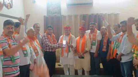 महर्षि बने भाजपा के सक्रिय सदस्य