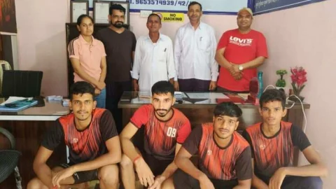 आदर्श समाज समिति इंडिया के अध्यक्ष धर्मपाल गाँधी ने स्पोर्ट्स एकेडमी का किया अवलोकन