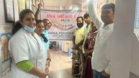 आदिवासी दिवस पर संगोष्ठी का आयोजन