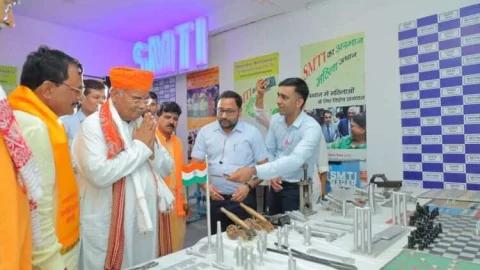 राजस्थान के शिक्षा मंत्री ने किया एस.एम.टी.आई.कैम्पस का अवलोकन