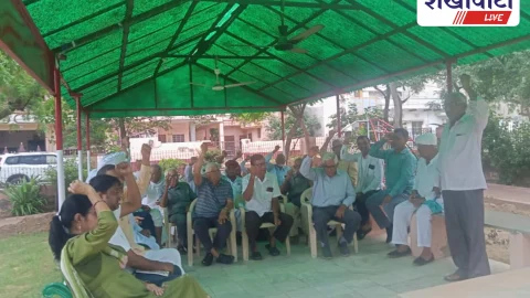 झुंझुनूं में स्मार्ट मीटरों के खिलाफ उपभोक्ताओं का विरोध