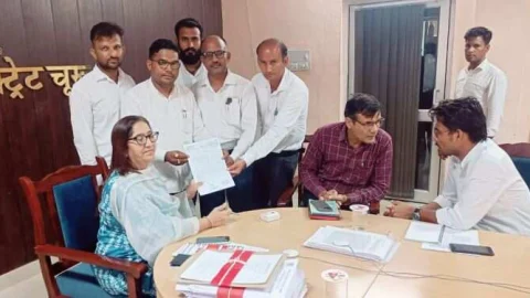 मेघसर मे हुई घटना मे मुआवजा देने व निजी विद्यालय के वाहनो की जांच करने की मांग