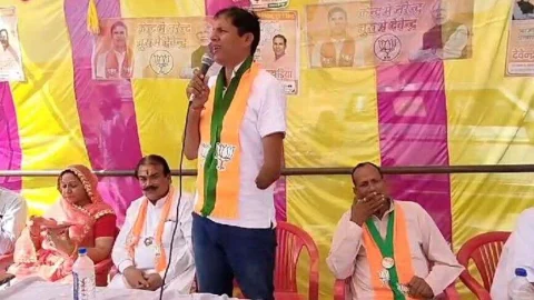 भाजपा प्रत्याशी पैरा ओलम्पिक विजेता झाझड़िया का ग्रामीण क्षेत्र का दौरा