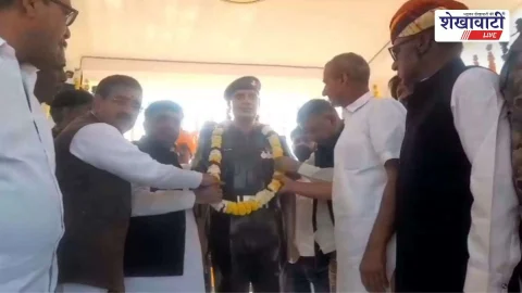 शहीद नायब सुबेदार दौलतसिंह की मूर्ति का अनावरण