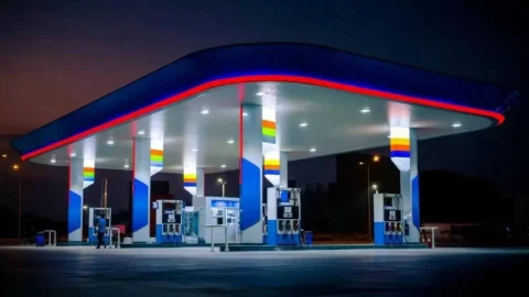 भारत में पेट्रोल पंप लगाने का दे रही है चांस…हर महीने होगी मोटी कमाई, जानें कैसे